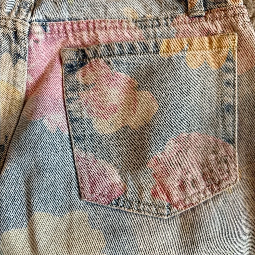 wild fable Floral Print Straight-Leg Jeans in Light Blue with Pastel Blooms - Picture 4 of 8